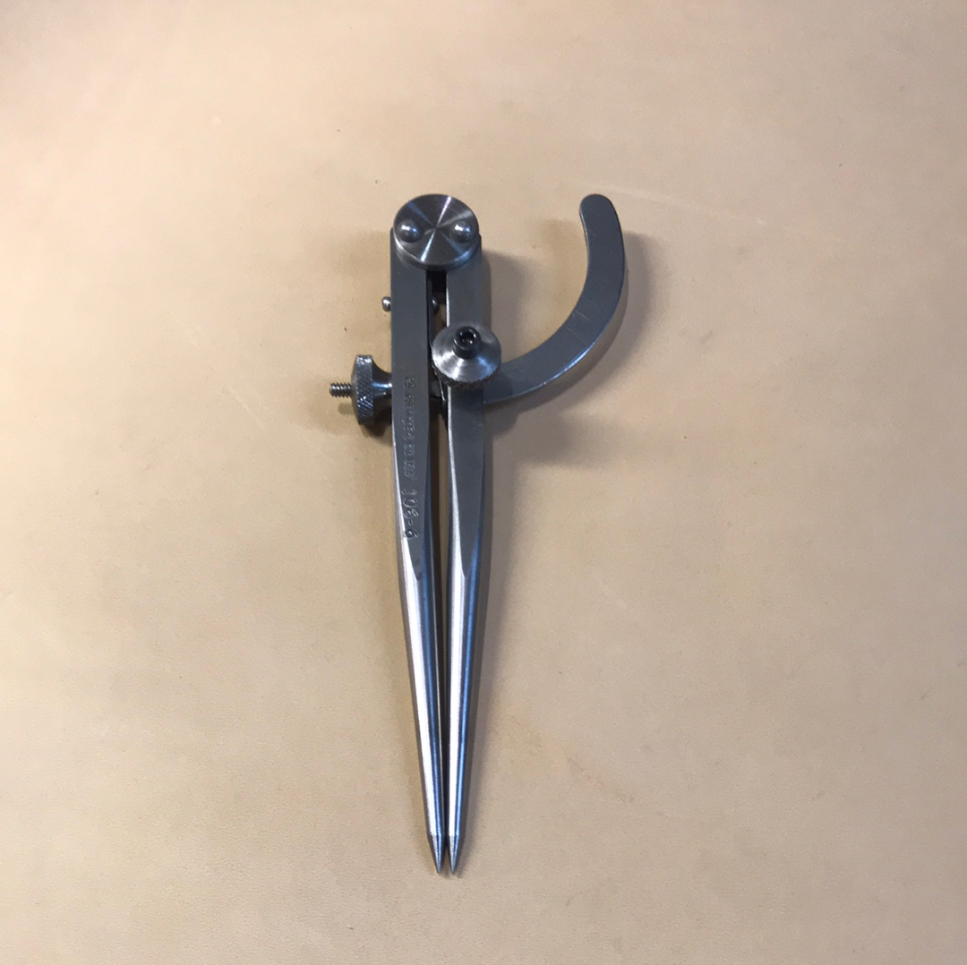 DISTINCTION 5冊 Amazon.com: C.S.Osborne 106-12 Wing Divider with Maximum