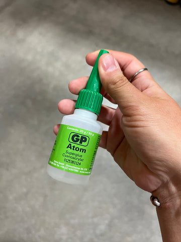 Renia Atom Glue